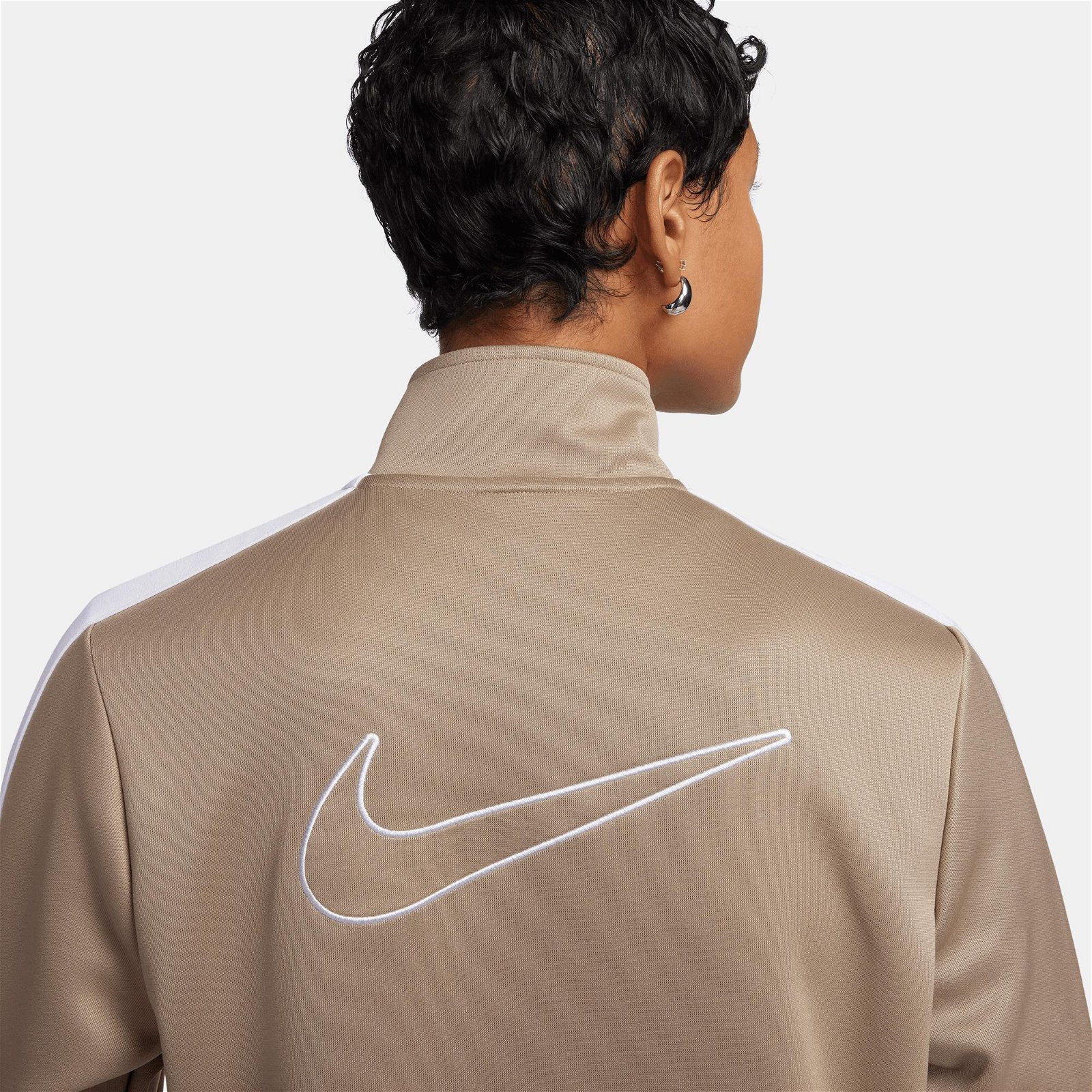 Nike Sportswear Kadın Haki Uzun Kollu T-Shirt