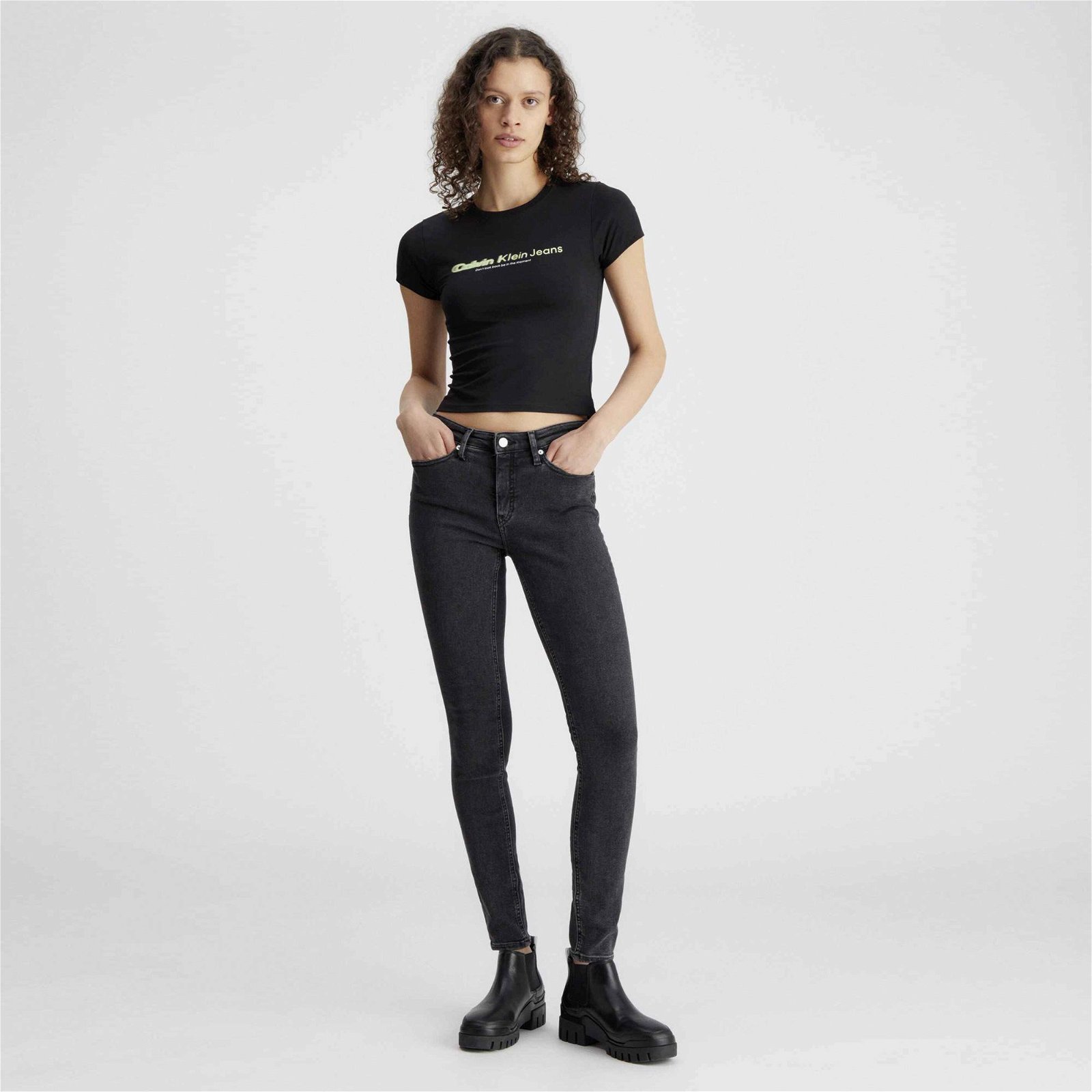 Calvin Klein Jeans Second Skin Kadın Siyah T-Shirt