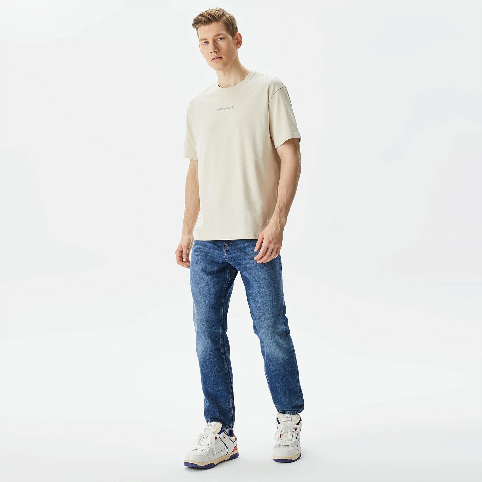 Tommy Jeans New Classics Erkek Bej T-Shirt