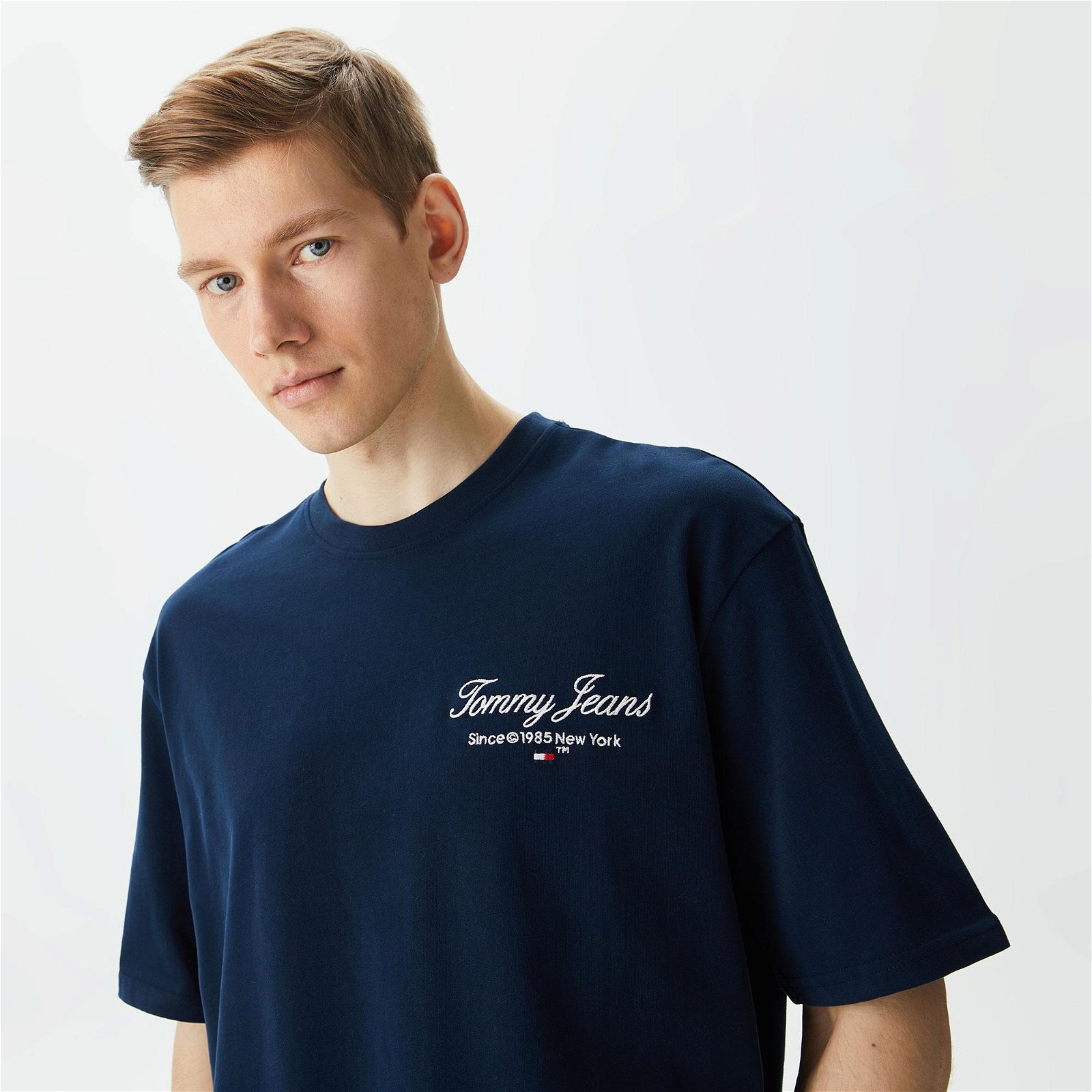 Tommy Jeans Serif Luxe Erkek Lacivert T-Shirt