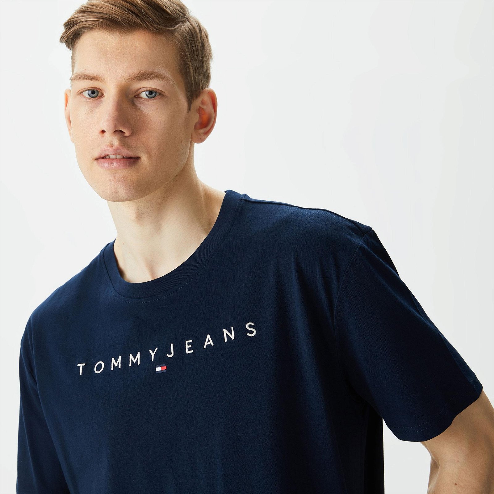 Tommy Jeans Reg Linear Logo Erkek Lacivert T-Shirt