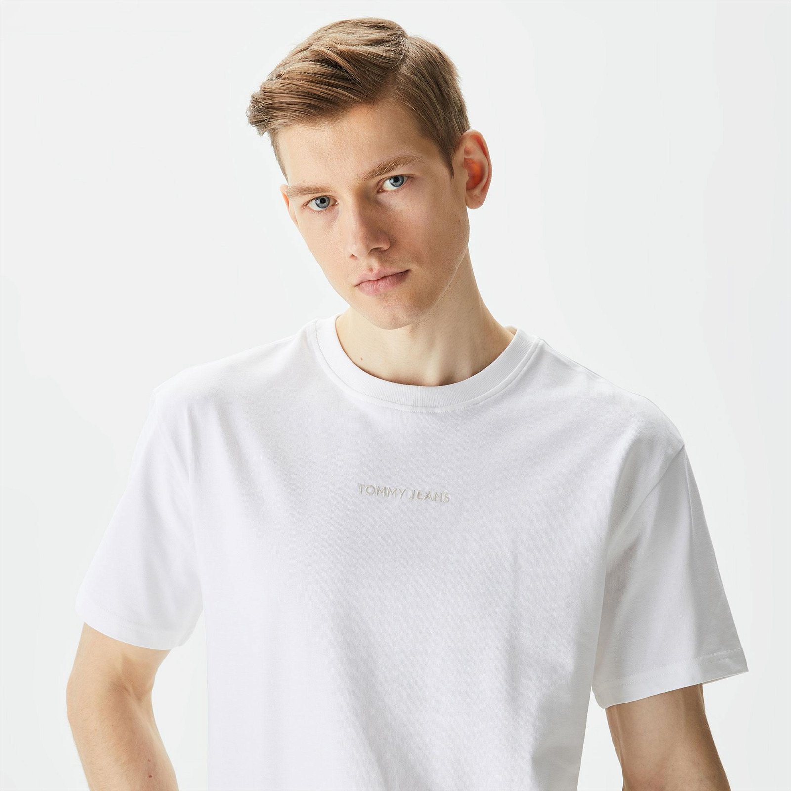Tommy Jeans New Classics Erkek Beyaz T-Shirt