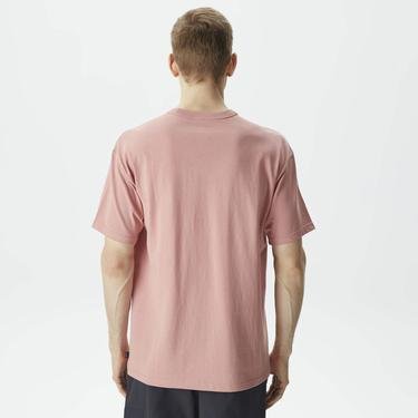  Nike Sportswear Premium Essentials Erkek Pembe T-Shirt
