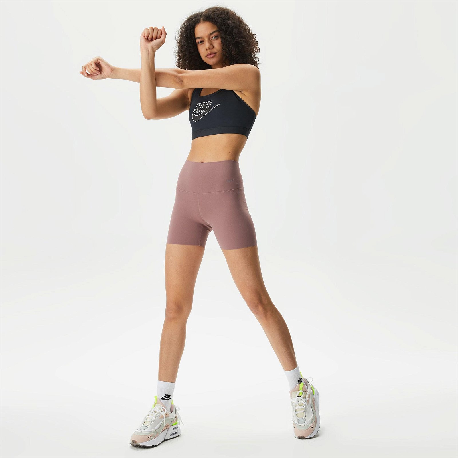 Nike Zenvy High Rise 13 cm Kadın Pembe Şort