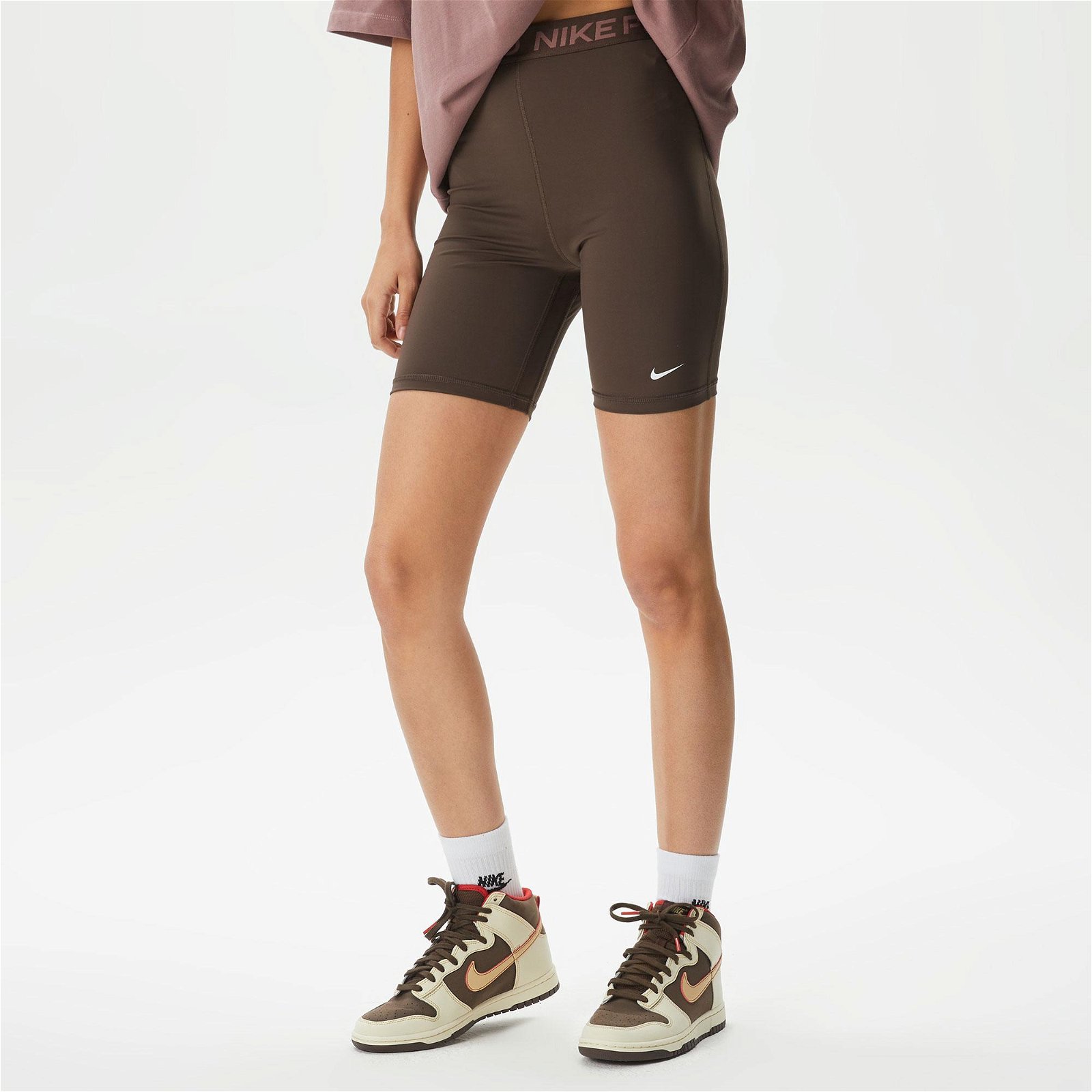 Nike Pro 365 18 cm High Rise Kadın Kahverengi Şort