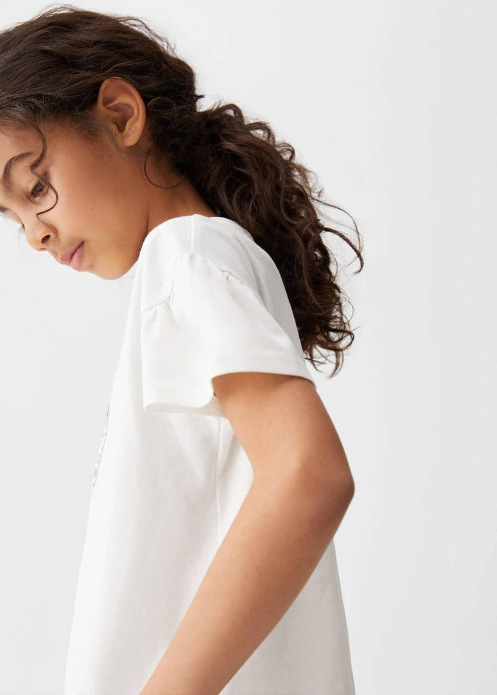 Mango Çocuk İşleme Detaylı Desenli Tişört Kırık Beyaz