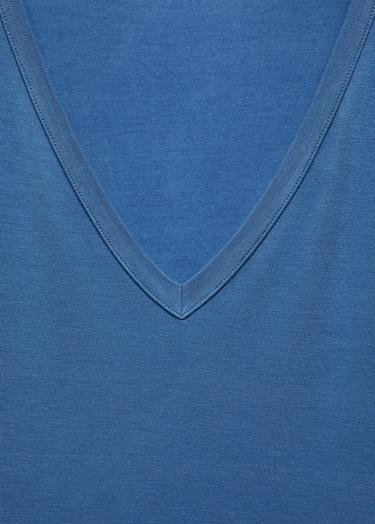  Mango Kadın V Yakalı Tişört Çivit Mavisi