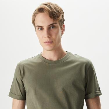  Calvin Klein Jeans Monologo Badge Erkek Yeşil T-shirt