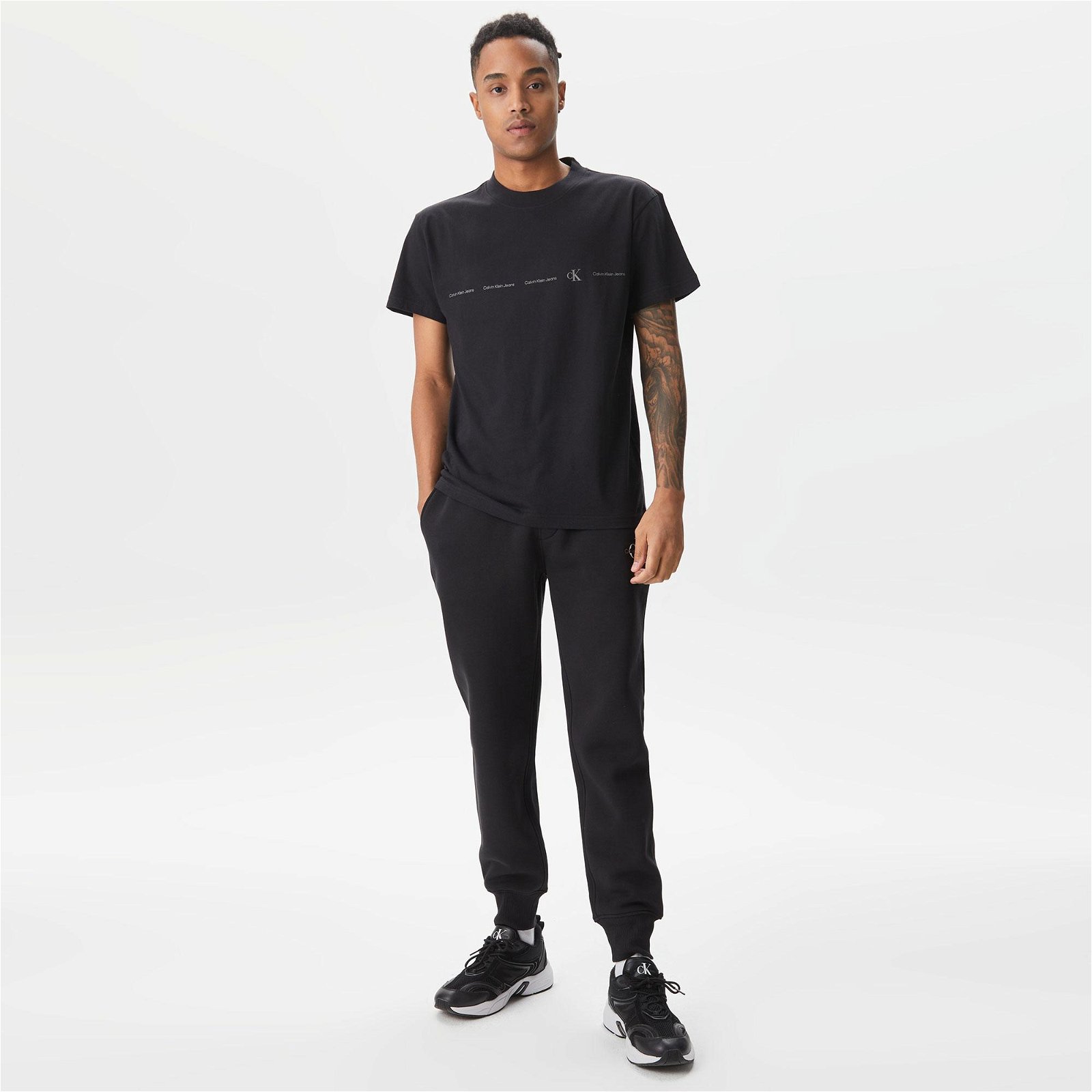 Calvin Klein Jeans Logo Repeat Erkek Siyah T-Shirt