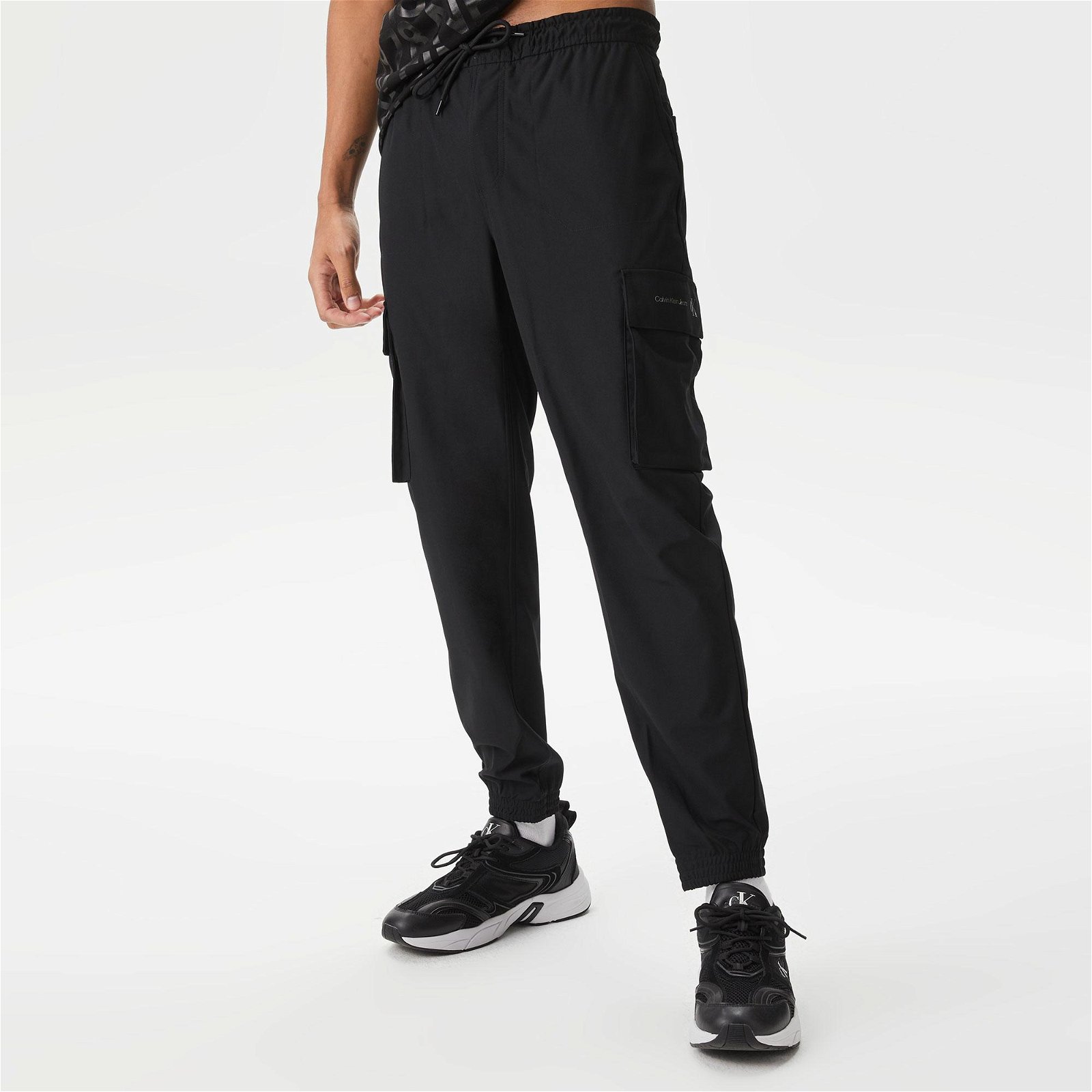 Calvin Klein Jeans Logo Repeat Erkek Siyah Eşofman Altı