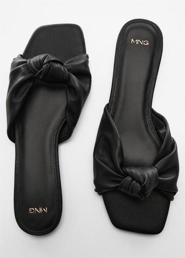  Mango Kadın Kare Burunlu Düğüm Detaylı Sandalet Siyah