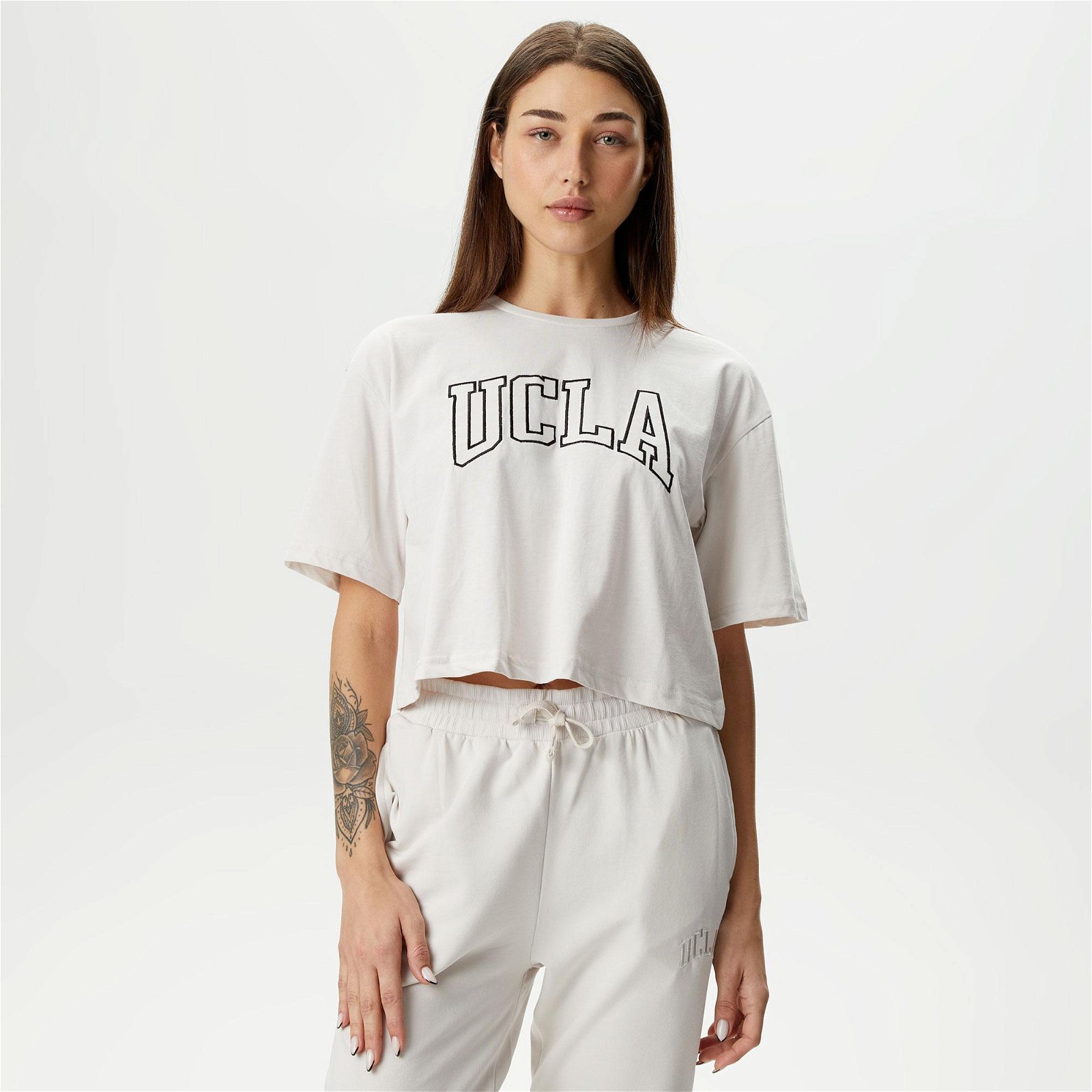 Ucla Helena Kadın Krem Rengi T-Shirt