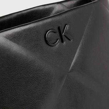  Calvin Klein Quilt Kadın Siyah Omuz Çantası