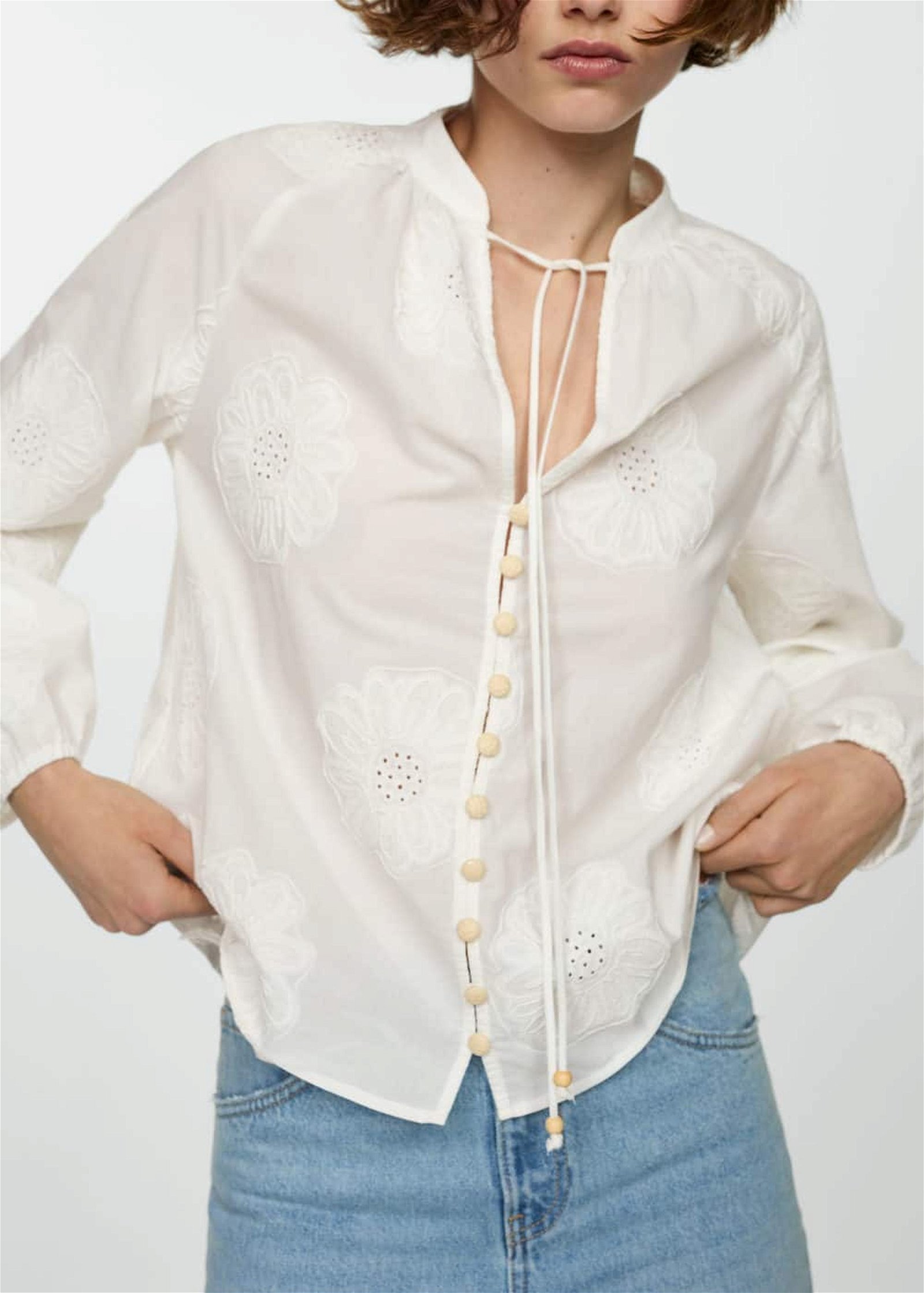 Mango Kadın Bağ Detaylı Çiçek Işlemeli Bluz Kırık Beyaz