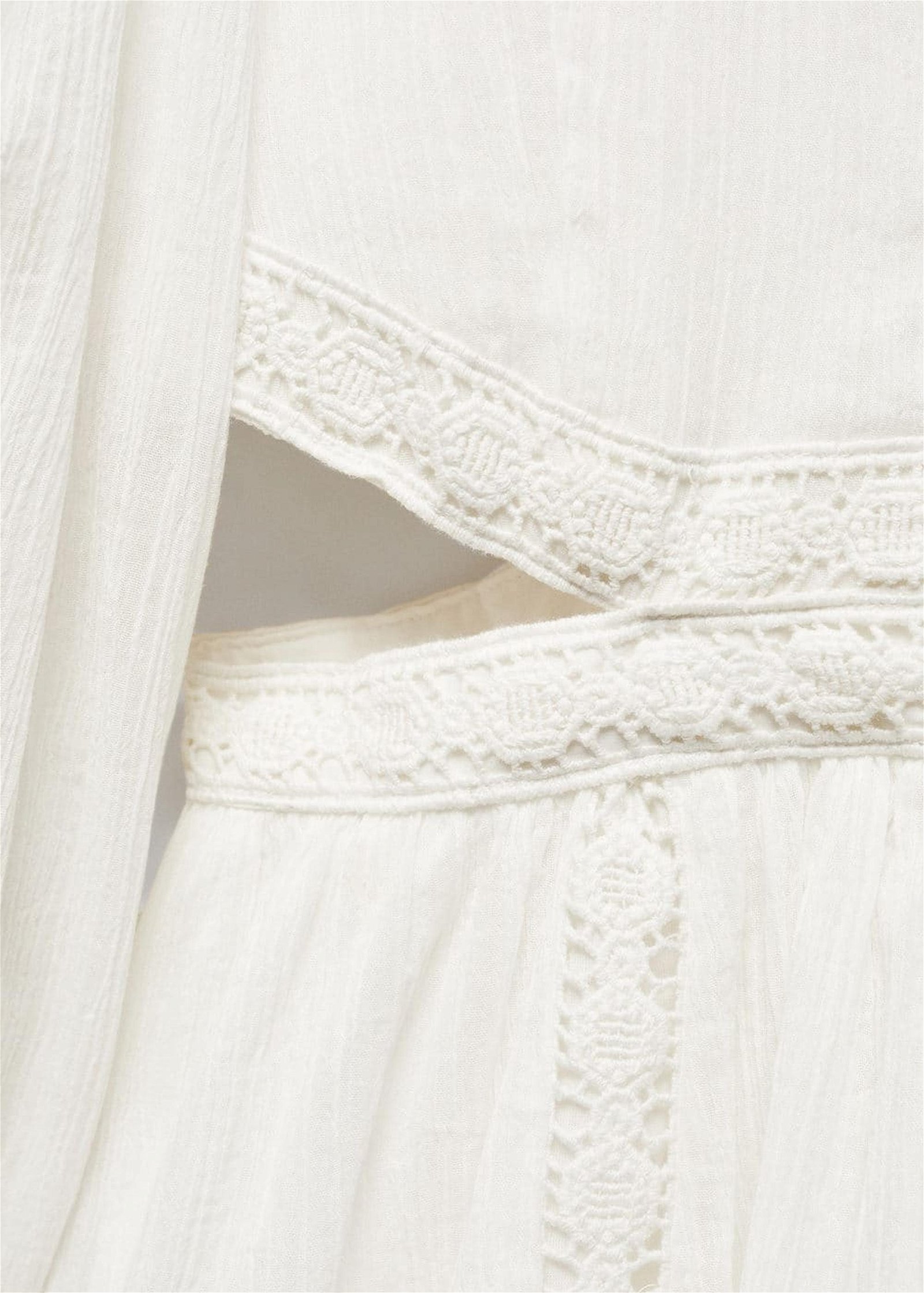 Mango Kadın Dantel Detaylı Yırtmaçlı Elbise Kırık Beyaz