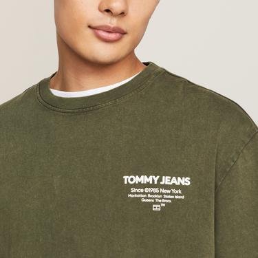  Tommy Jeans Reg Washedential Erkek Yeşil T-Shirt