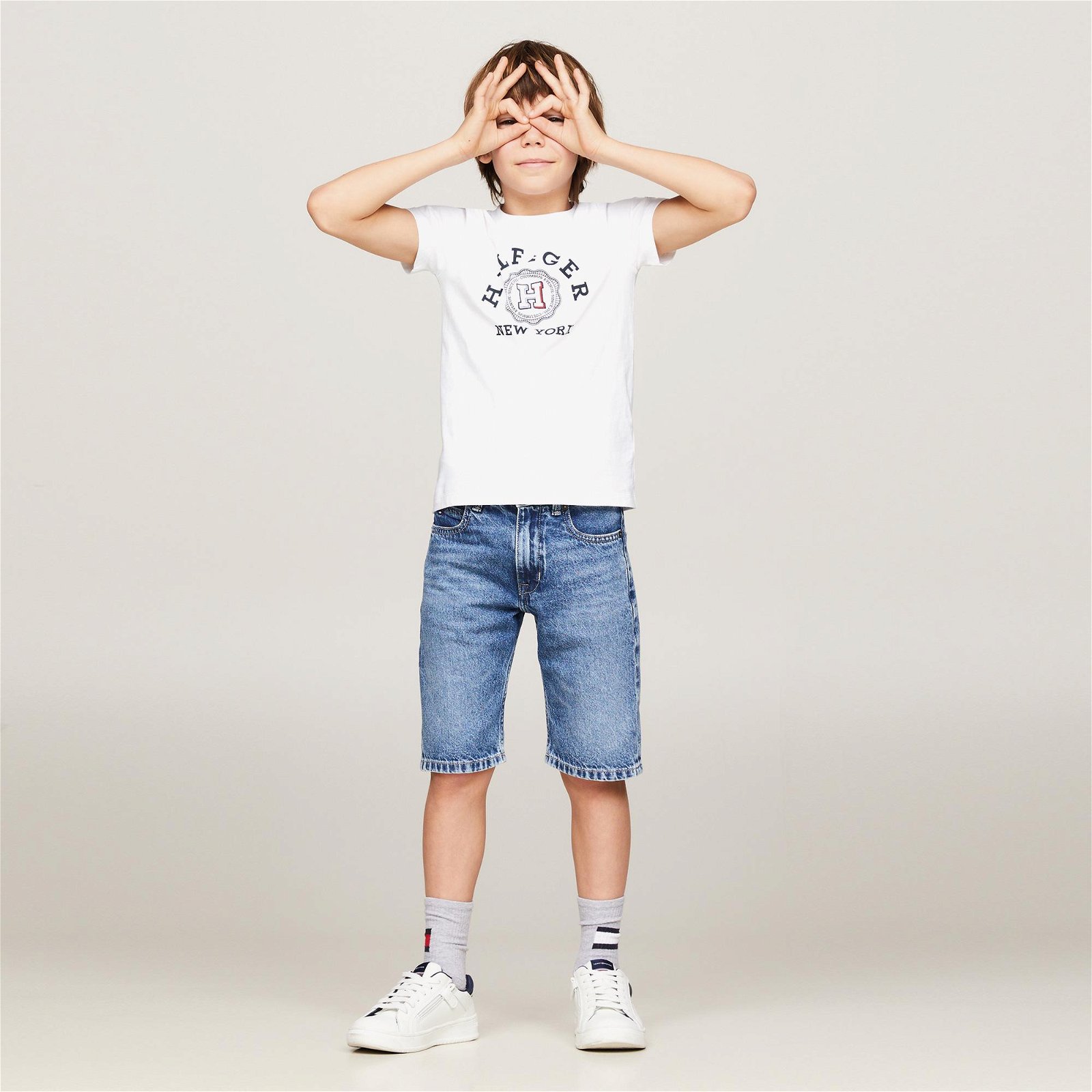 Tommy Hilfiger Monotype Arch Erkek Çocuk Beyaz T-Shirt