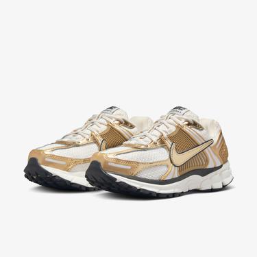  Nike Zoom Vomero 5 Gold Kadın Krem Rengi Spor Ayakkabı