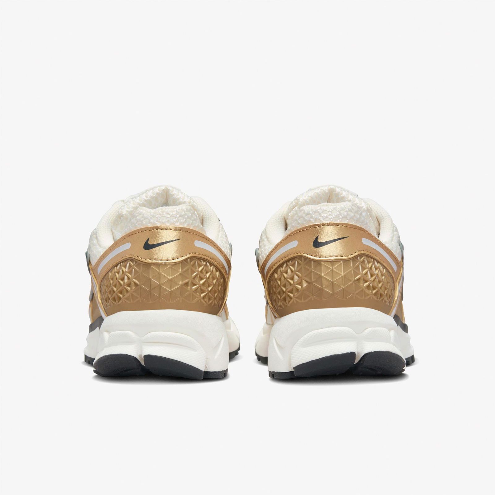 Nike Zoom Vomero 5 Gold Kadın Krem Rengi Spor Ayakkabı