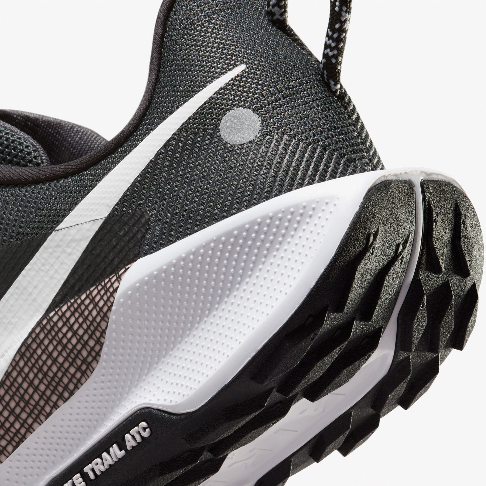 Nike ReactX Pegasus Trail 5 Erkek Siyah Spor Ayakkabı