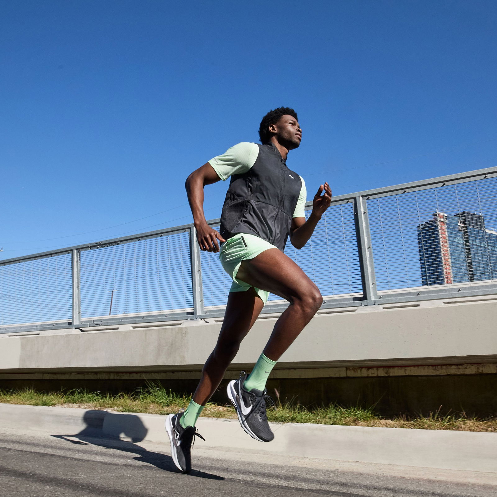 Nike ReactX Pegasus Trail 5 Erkek Siyah Spor Ayakkabı