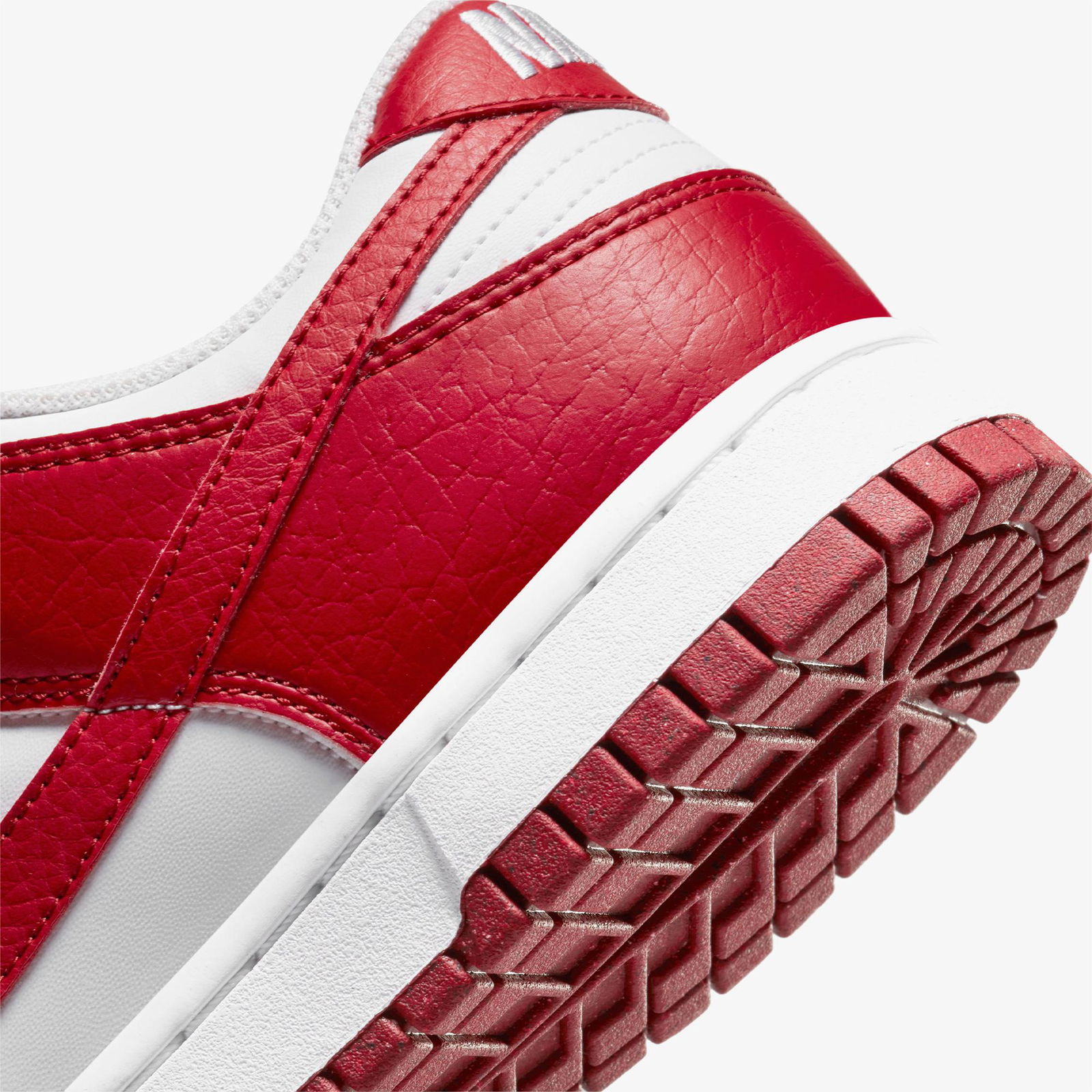 Nike Dunk Low Next Nature Kadın Kırmızı/Beyaz Spor Ayakkabı