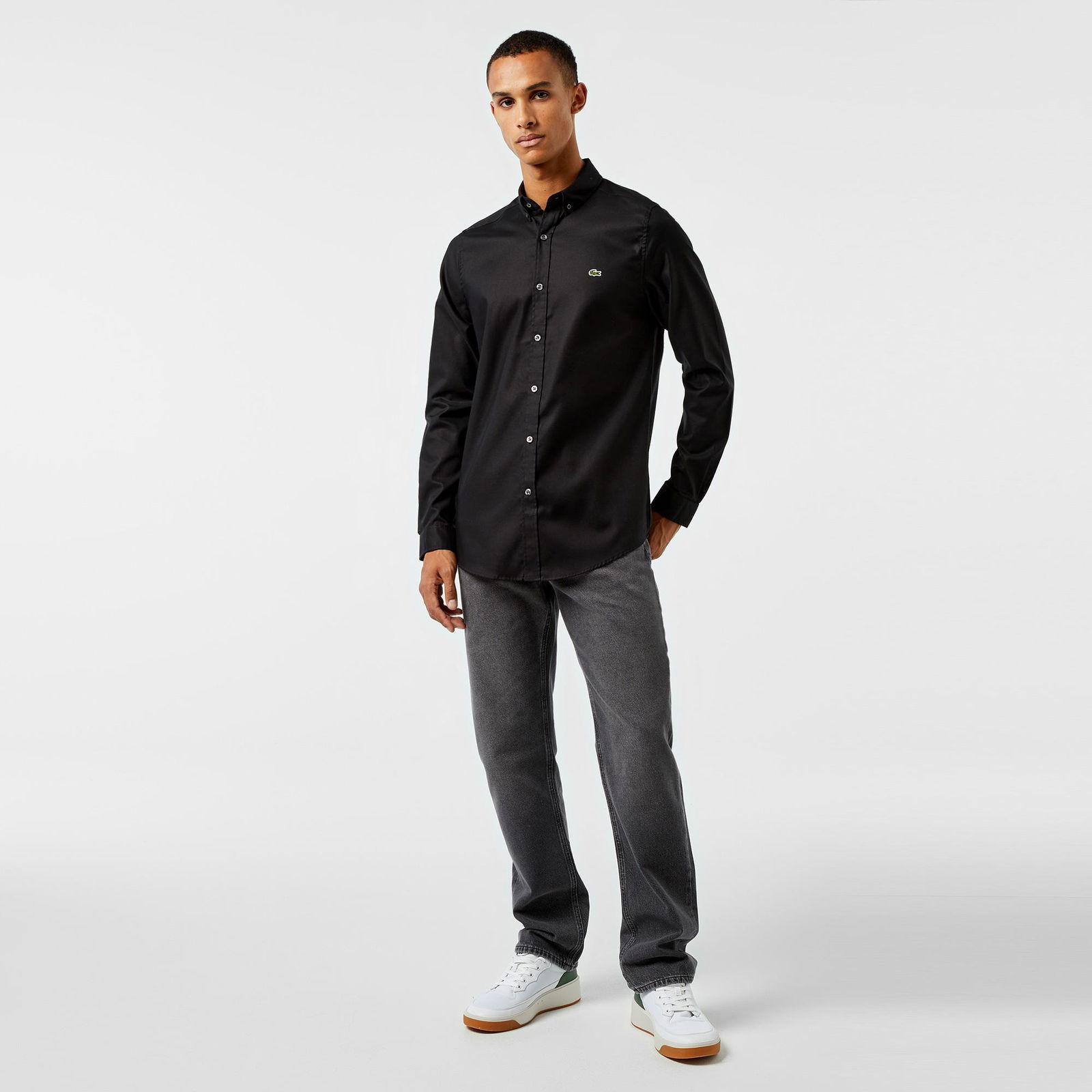 Lacoste Erkek Slim Fit Düğmeli Yaka Siyah Gömlek