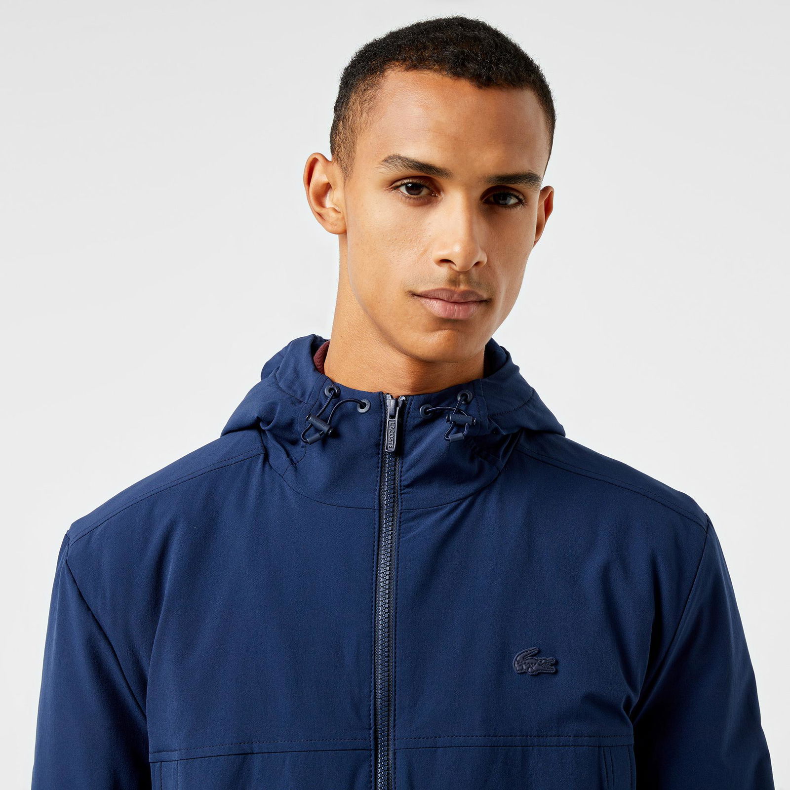 Lacoste Erkek Relaxed Fit Kapüşonlu Lacivert Yağmurluk