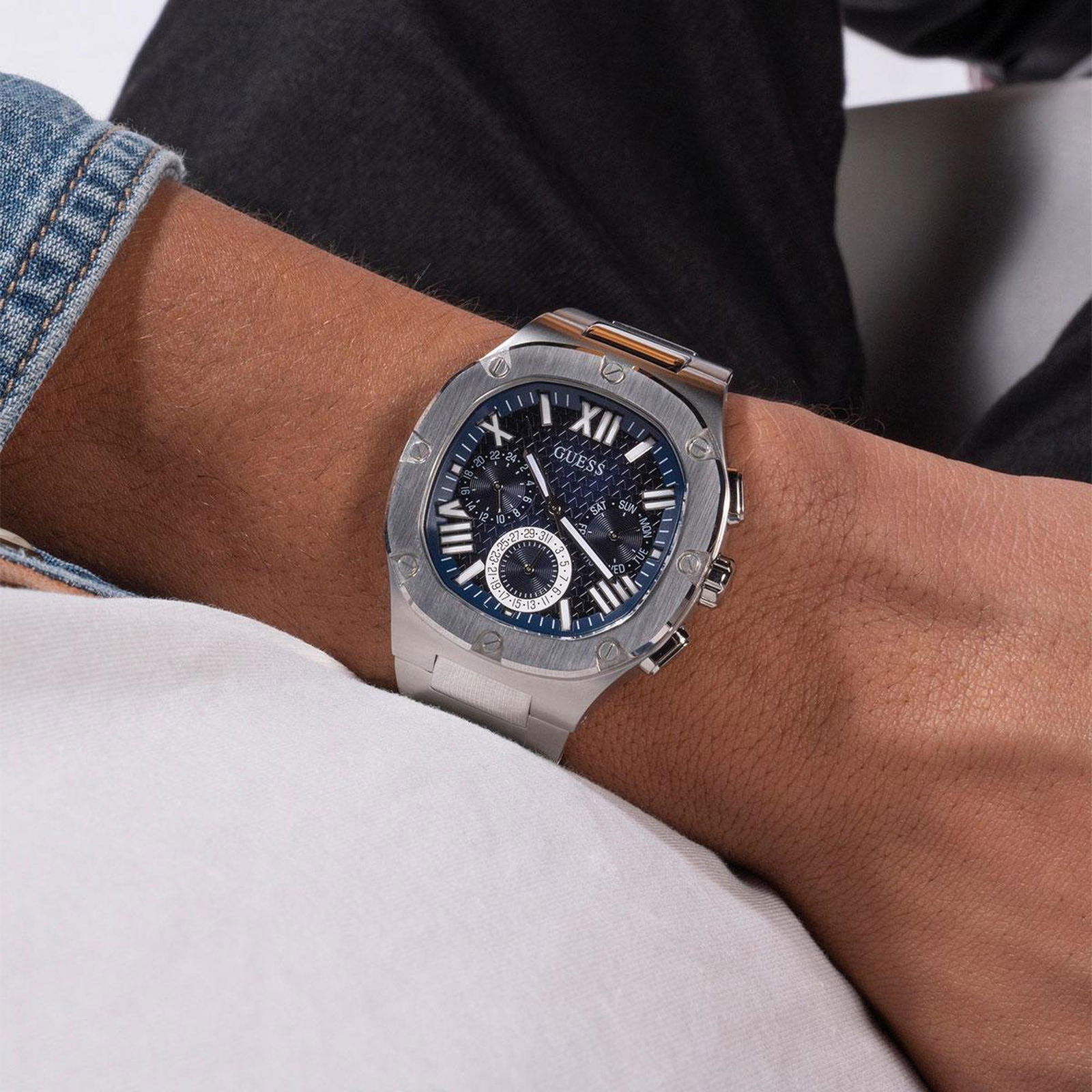 GUESS GUGW0572G1 Erkek Kol Saati