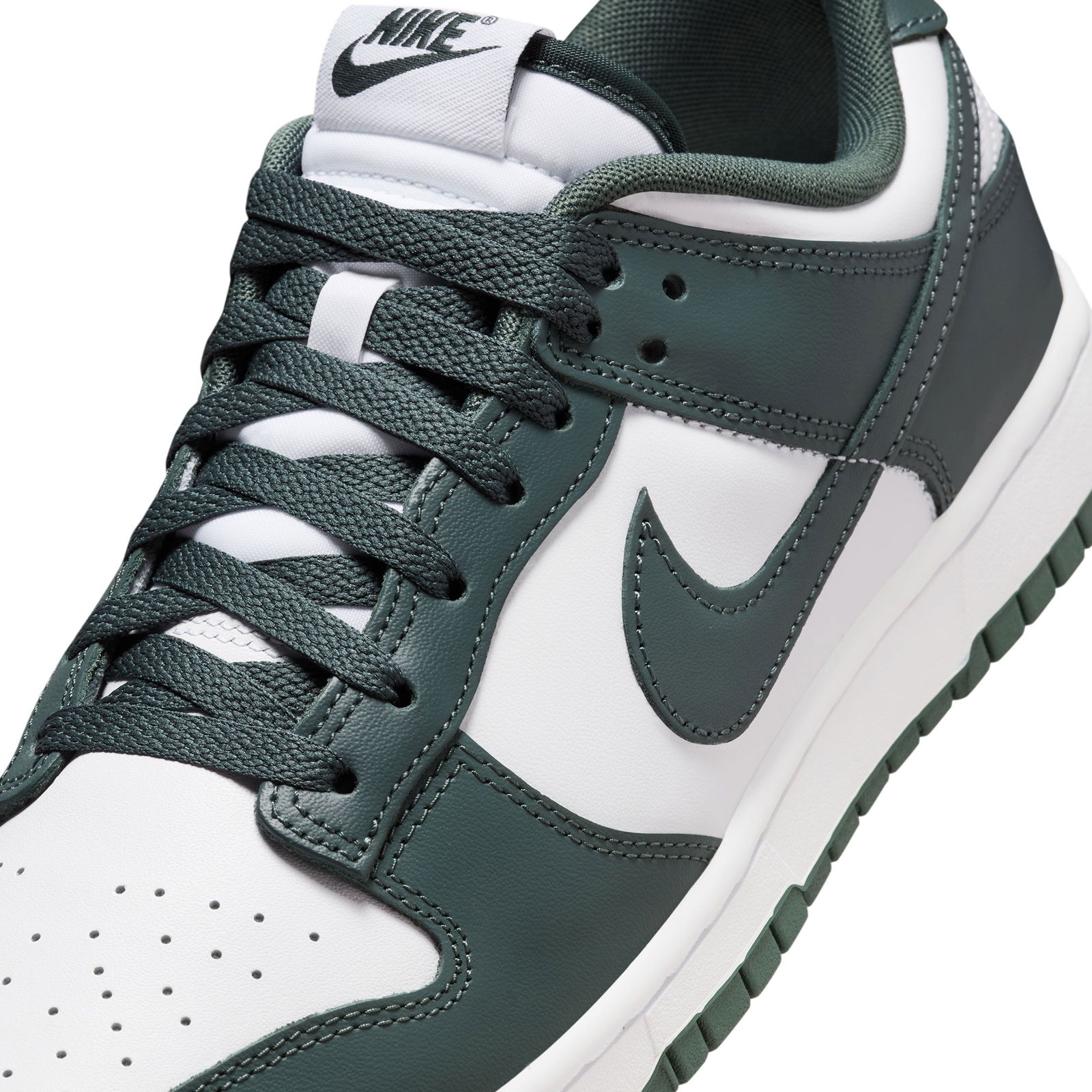 Nike Dunk Low Retro Erkek Beyaz Spor Ayakkabı