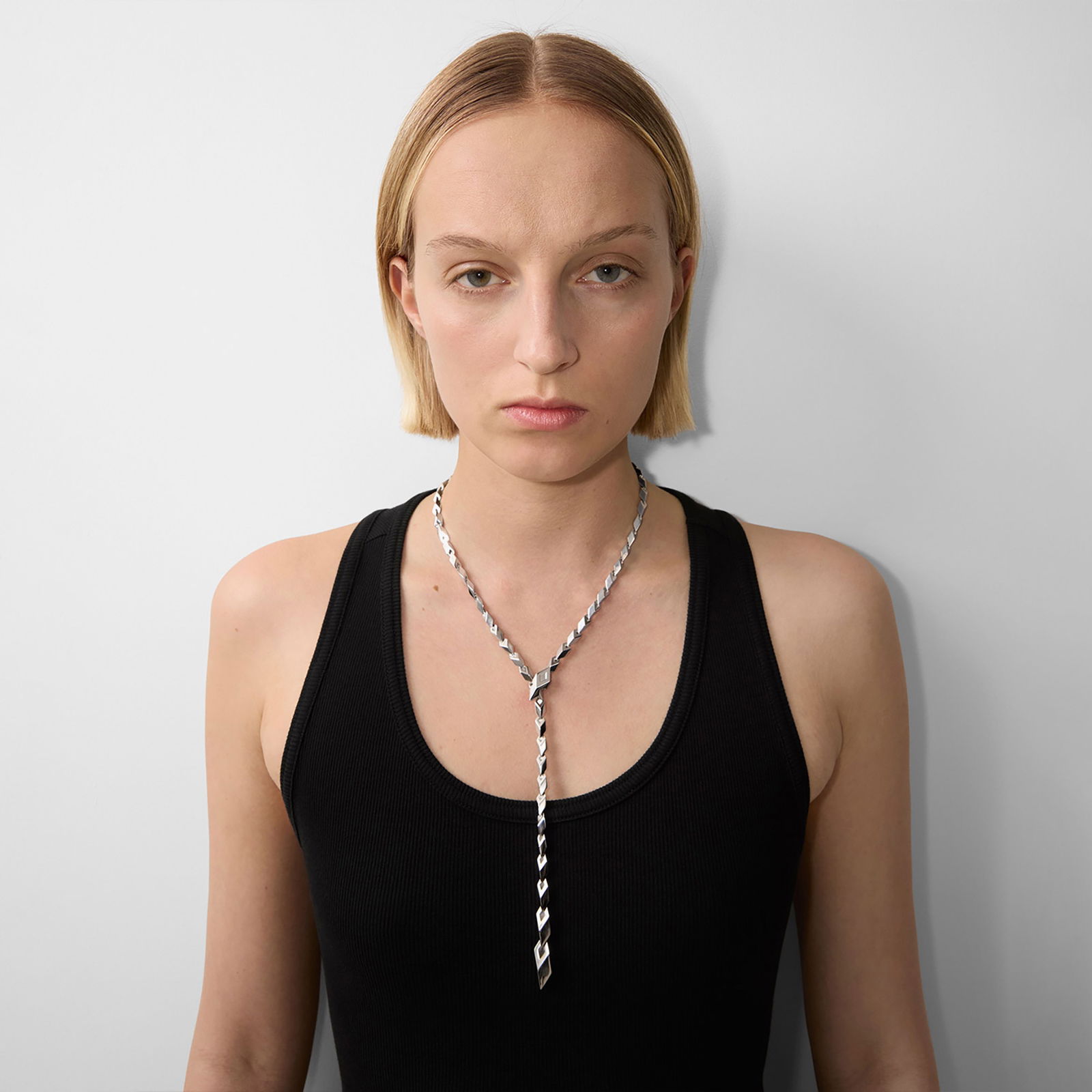 Burberry Hollow Cuban Chain Kadın Altın Rengi Kolye