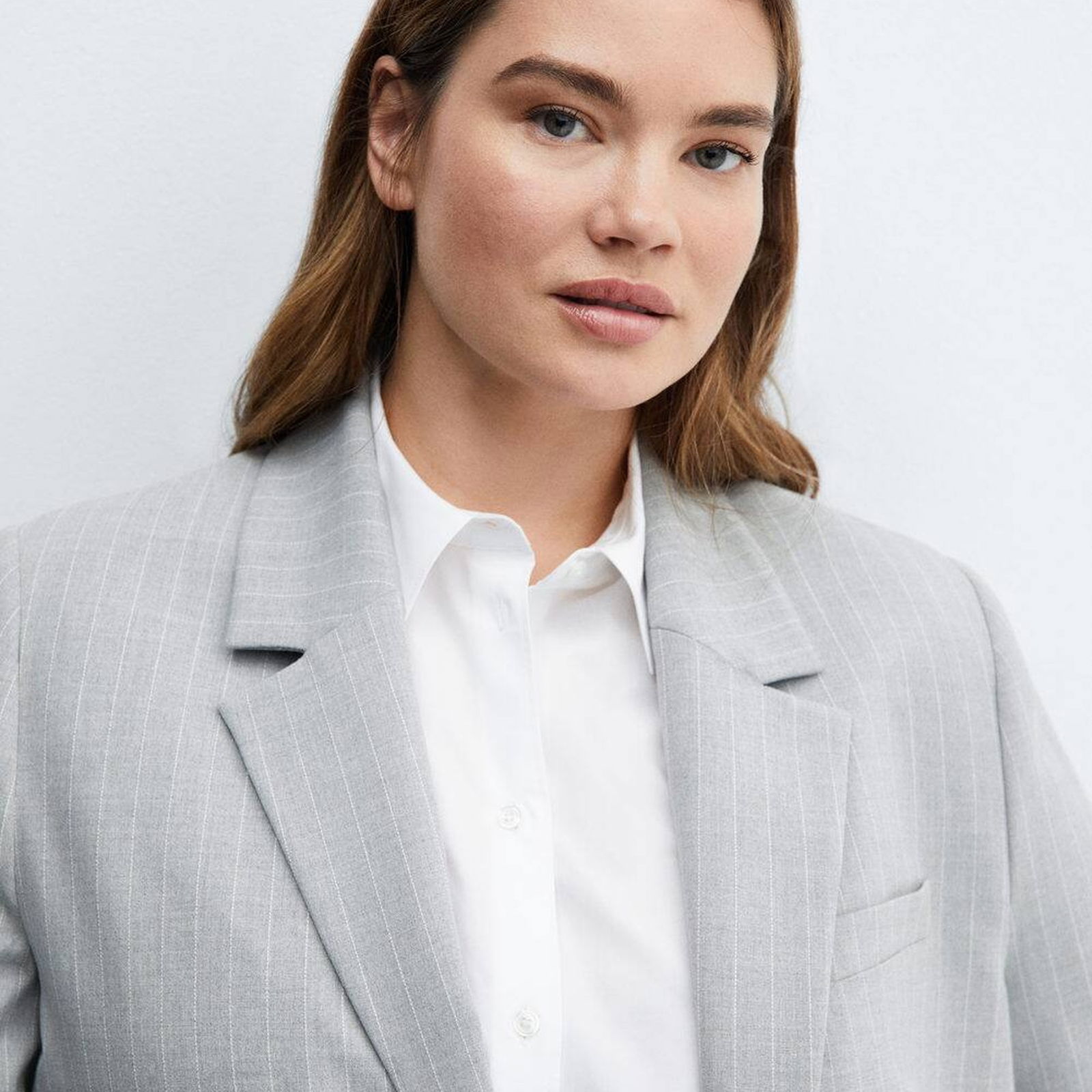 Mango Kadın İnce Çizgili Kumaş Blazer Ceket Orta Kırçıllı Gri