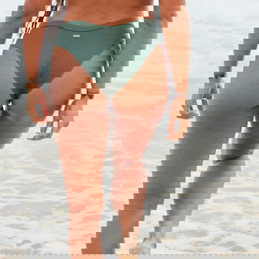  ROXY PRO THE SNAP TURN CHEEKY