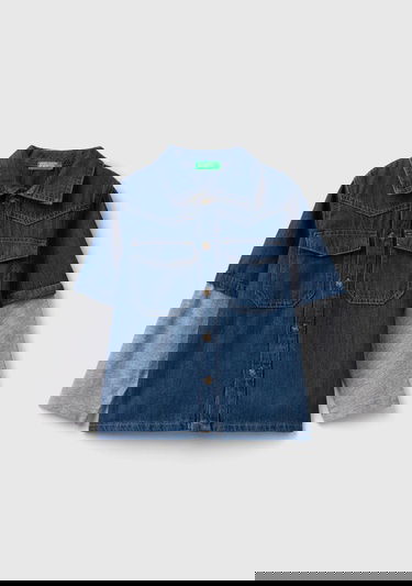  Erkek Çocuk Lacivert Yama Cepli Yırtmaçlı Düğmeli Çift Kat Denim Gömlek