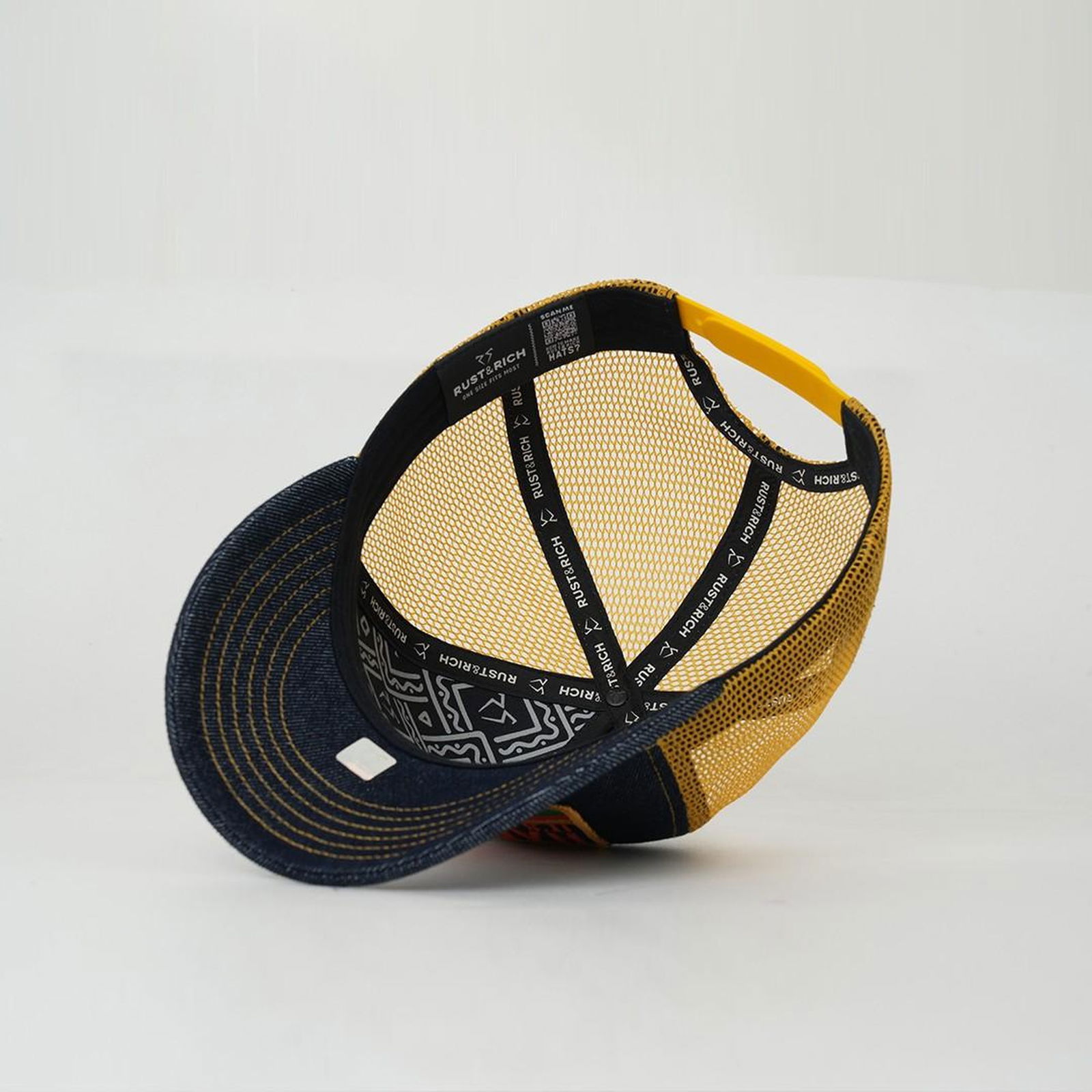 RustandRich Kadın Erkek Denim Trucker Şapka-Urban Collection-Hands Off
