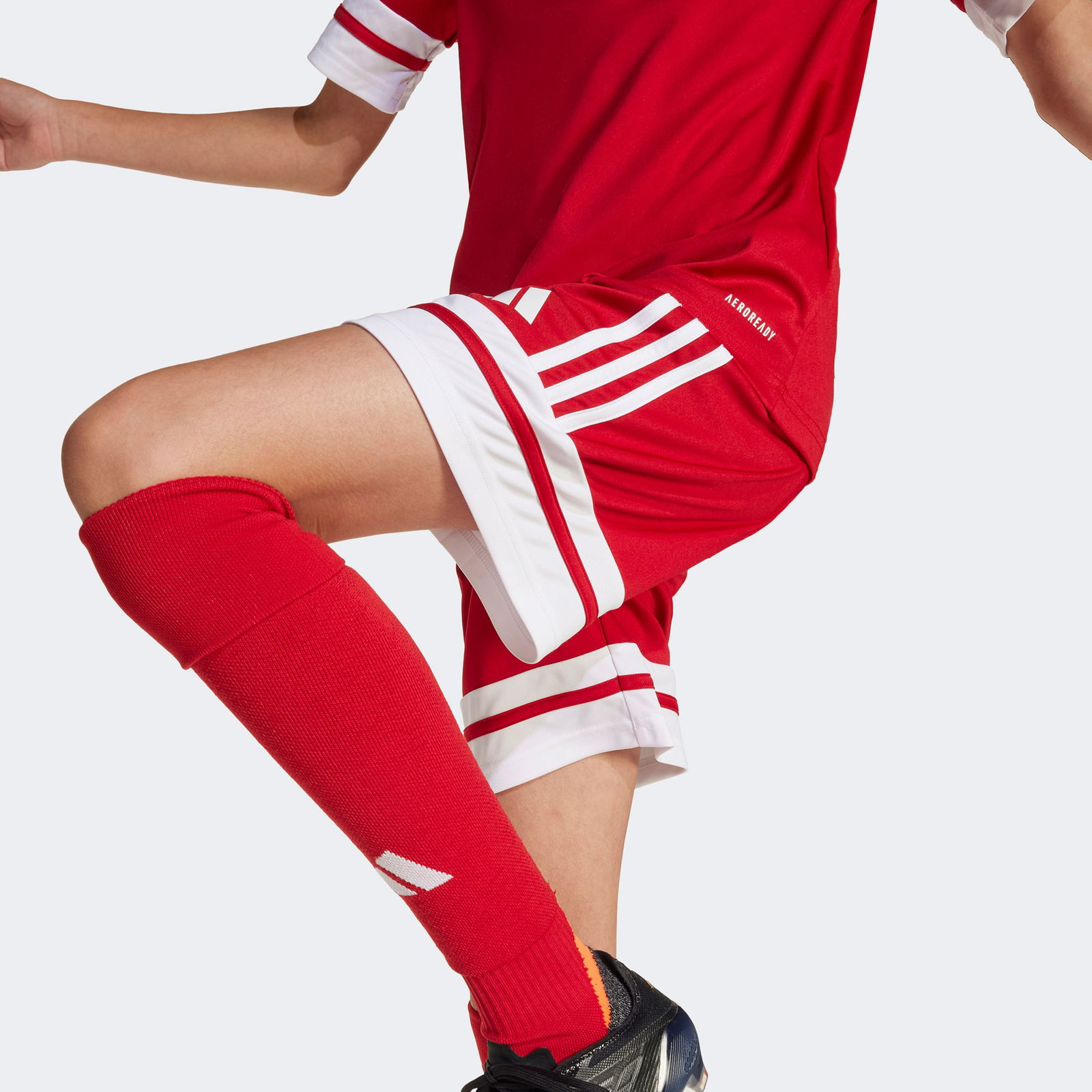 adidas Squadra 25 Çocuk Kırmızı Futbol Şortu