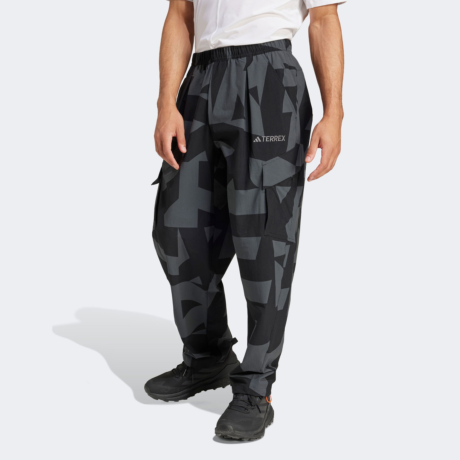 adidas Terrex Xploric Printed Kargo Erkek Siyah Eşofman Altı