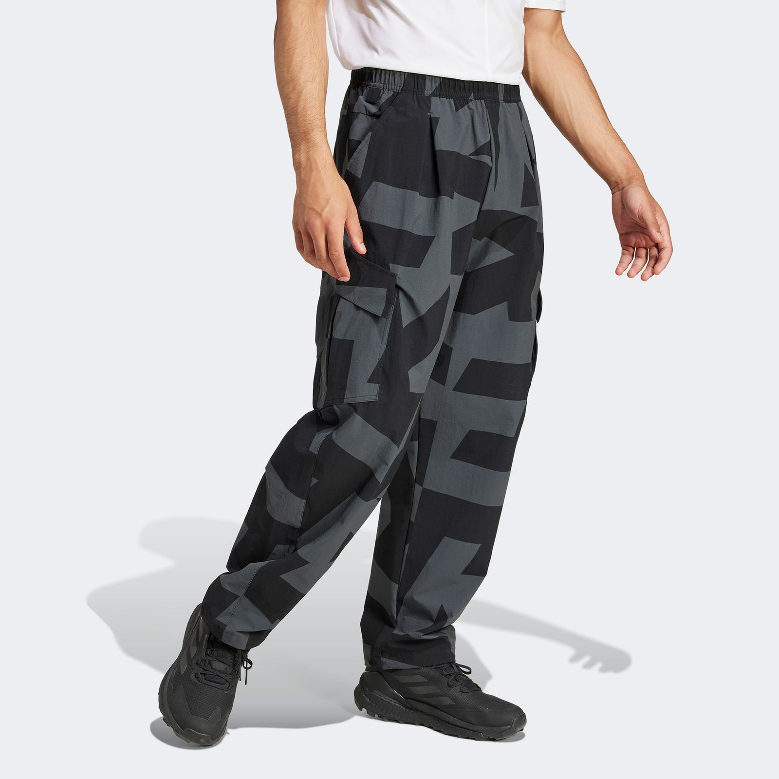 adidas Terrex Xploric Printed Kargo Erkek Siyah Eşofman Altı
