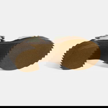 Beyaz Kadın Toka Detaylı Deri Sandalet