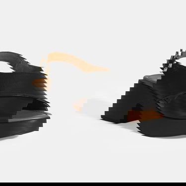  Siyah Kadın Toka Detaylı Deri Sandalet