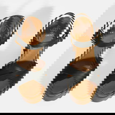  Siyah Kadın Toka Detaylı Deri Sandalet