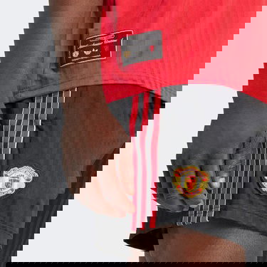  adidas Manchester United Terrace Icons 24-25 Erkek Siyah Futbol Şortu
