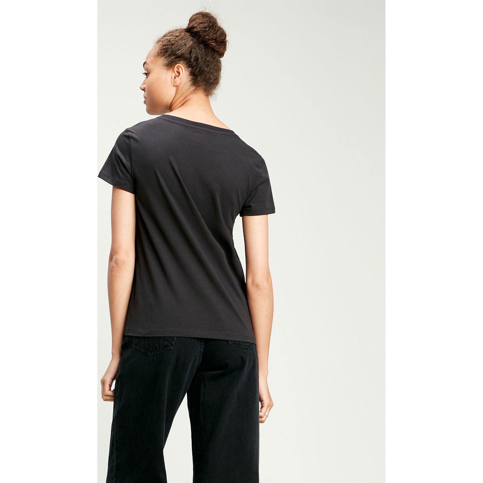 Levi's Perfect Vneck Kadın Siyah T-Shirt