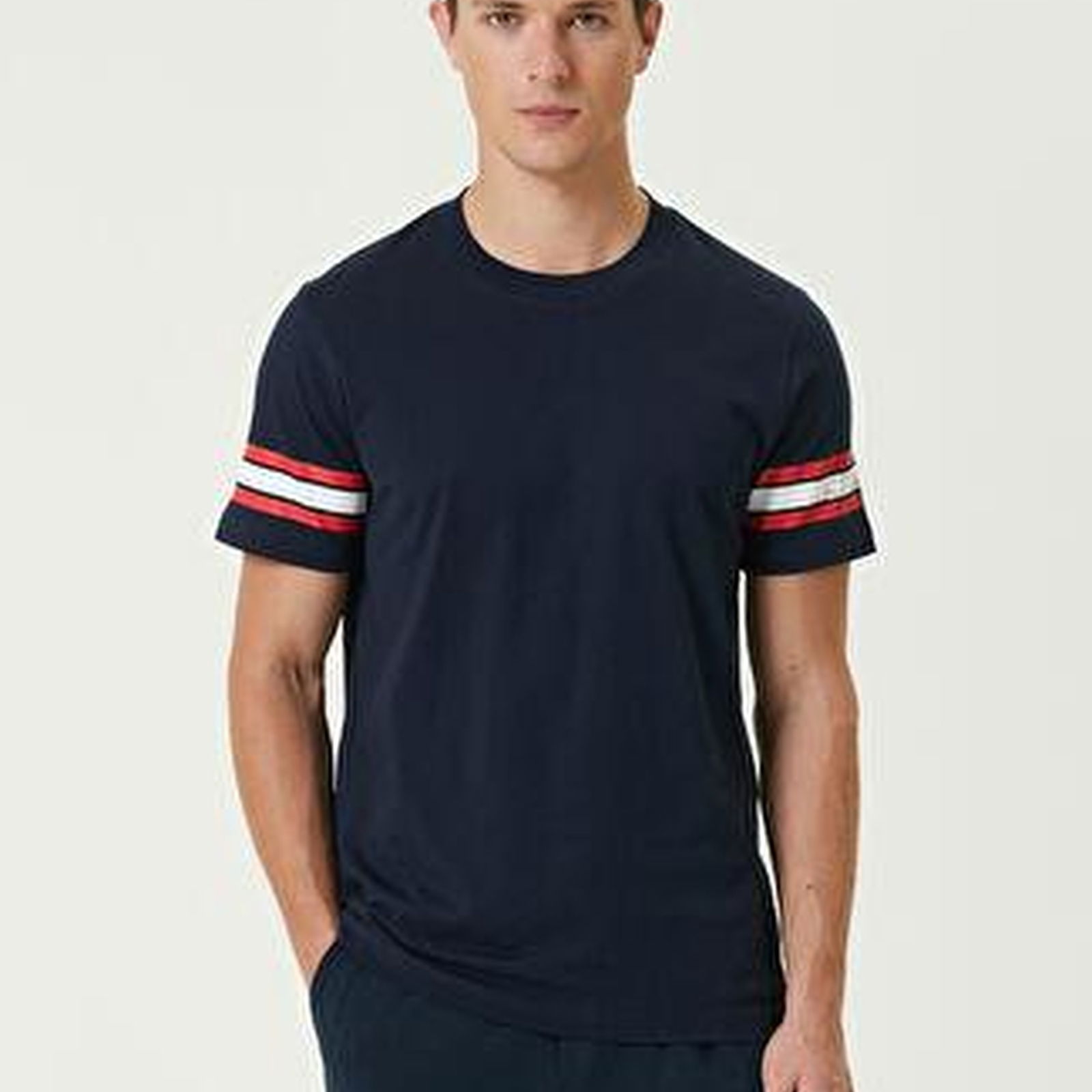Lacivert Şerit Baskılı Logolu T-shirt