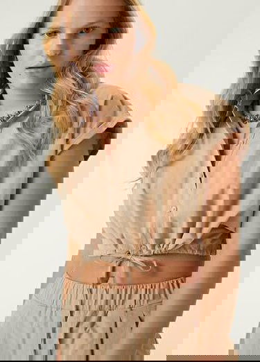  Bej Crop Gömlek