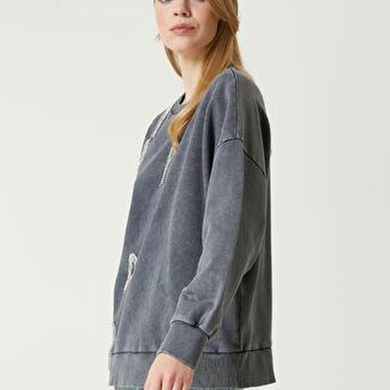 Antrasit Taş Detaylı Sweatshirt