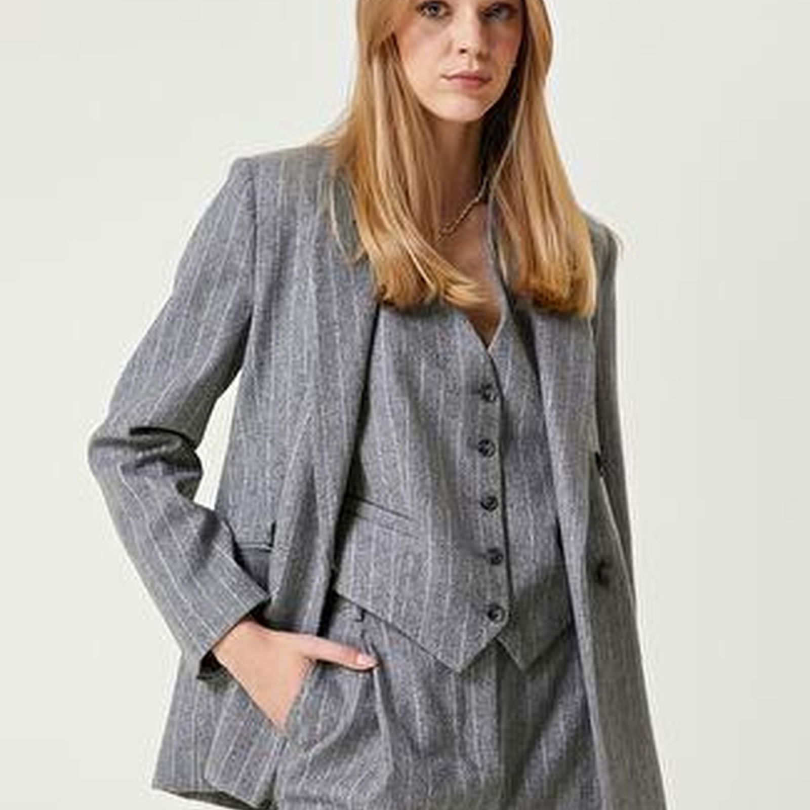 Gri Melanj Çizgili Yün Blazer