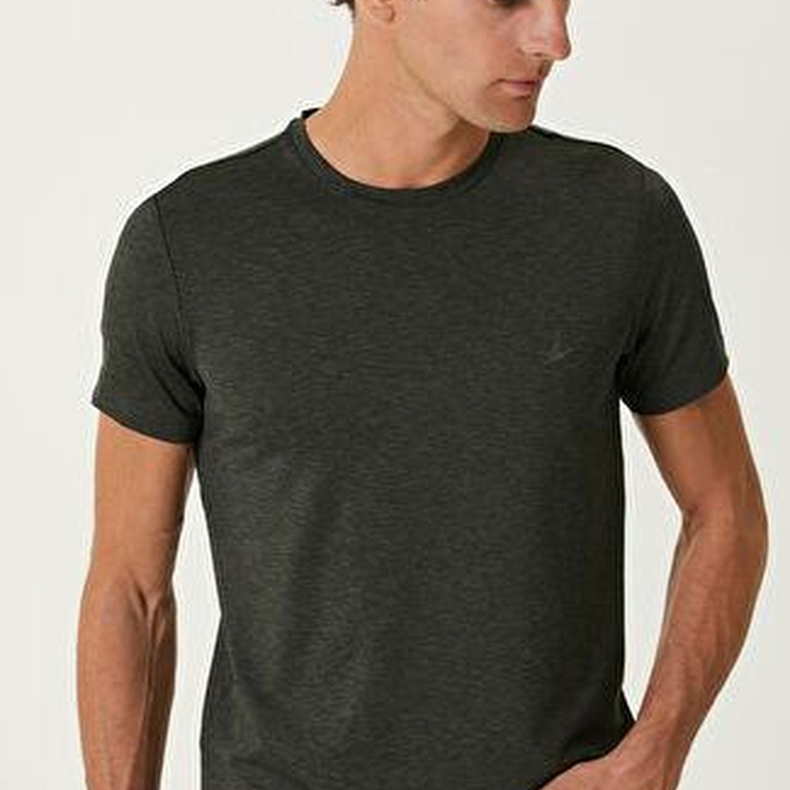 Haki Logolu T-shirt