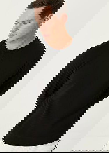  Siyah Sweatshirt