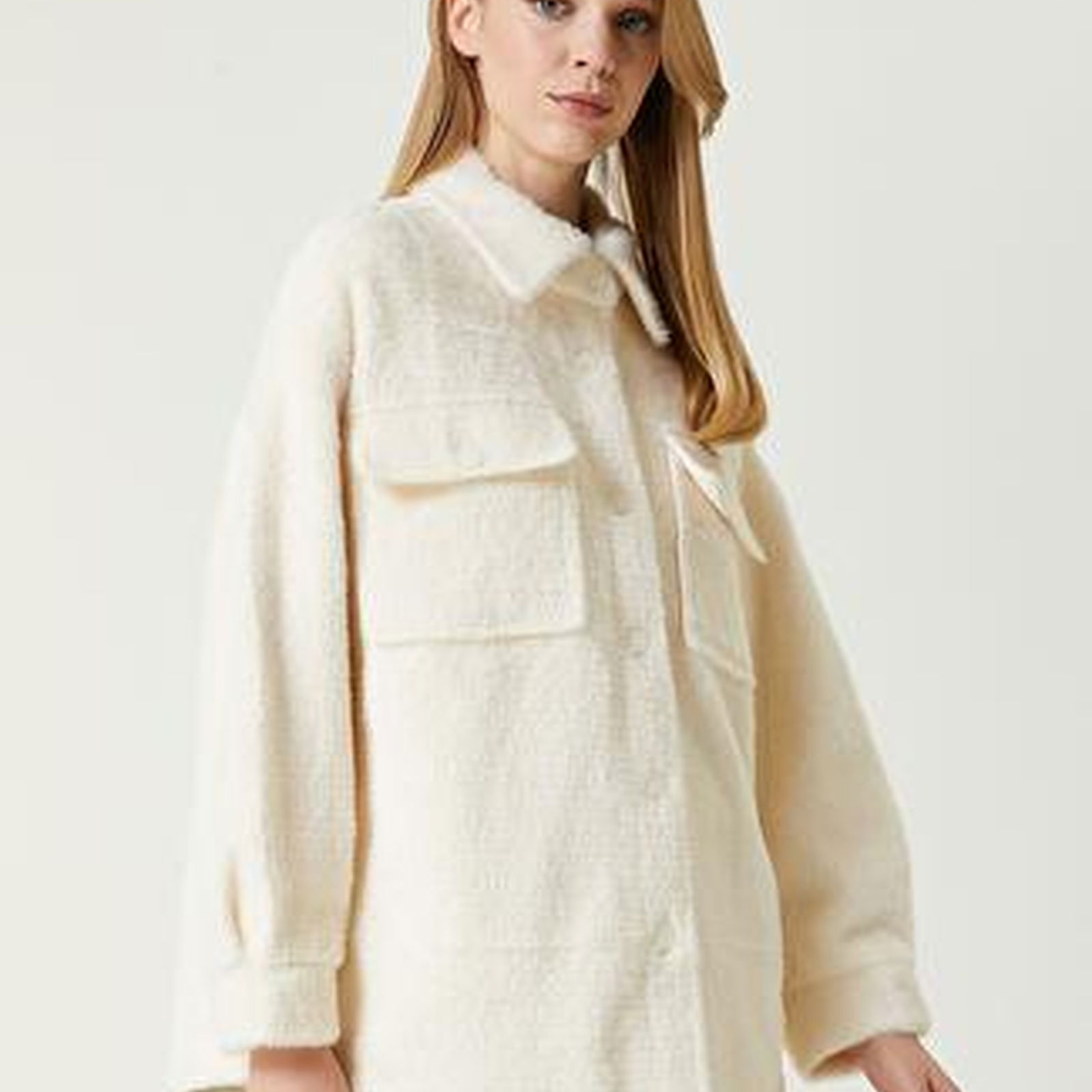 Oversize Kırık Beyaz Dış Gömlek